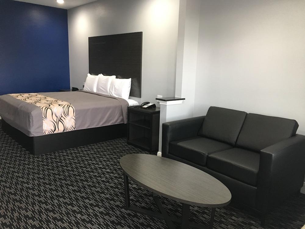 Platinum Inn and Suites photo 8