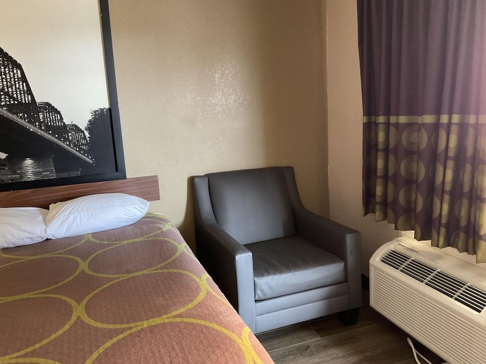 Super 8 by Wyndham Chattanooga/East Ridge photo 40