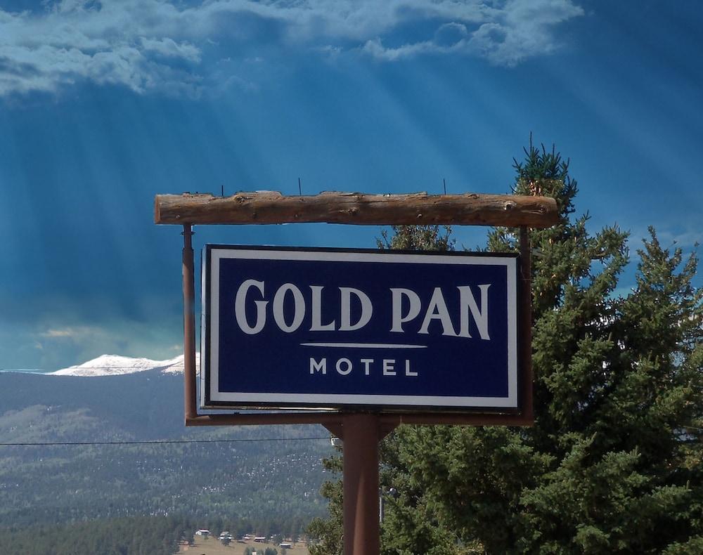 The Gold Pan Motel photo 24