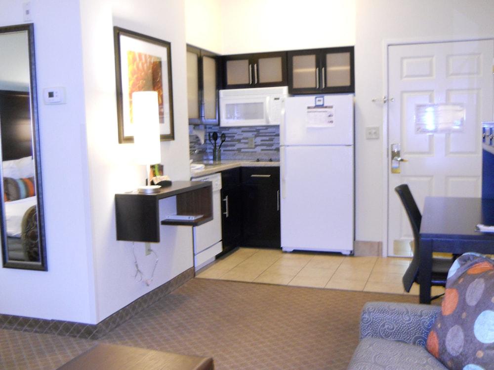Staybridge Suites Columbus-Airport by IHG photo 10