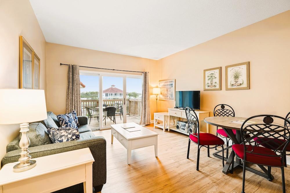 Inn at Camachee Harbor by Coolvacay photo 81