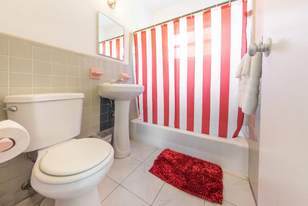 Seven Seas Hotel photo 4