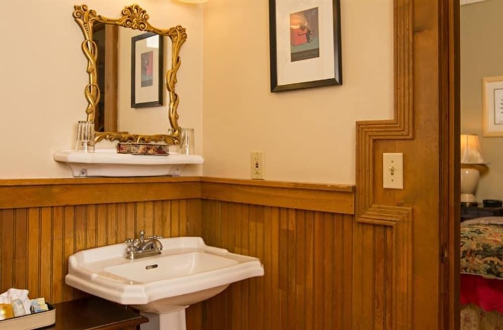 The Victoria Inn photo 35