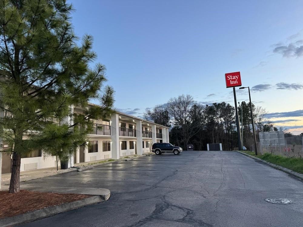 Super 8 by Wyndham Kannapolis photo 7