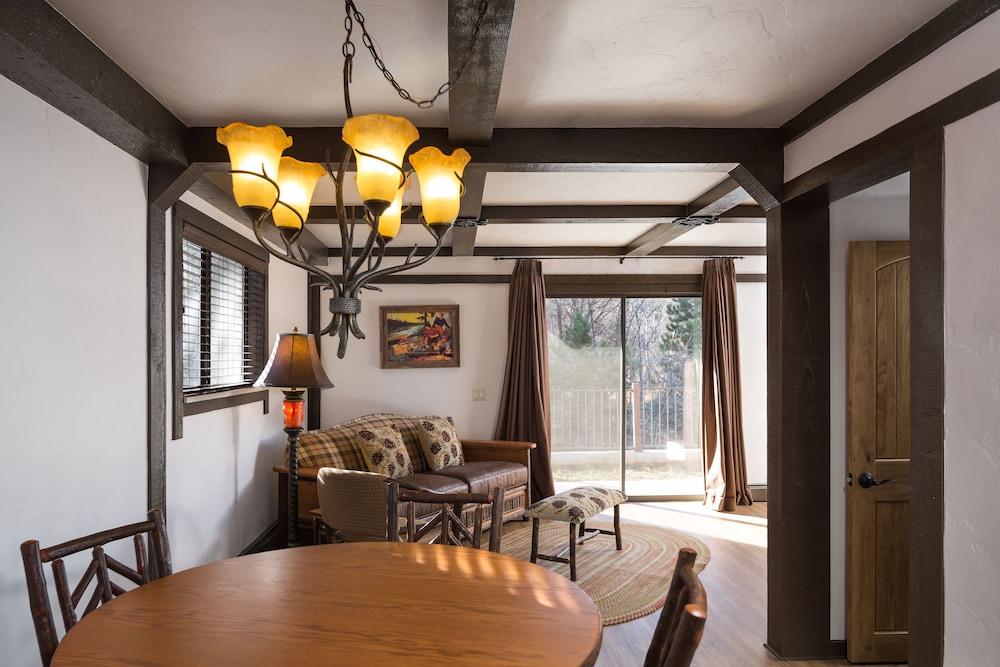 The Landing at Estes Park - Riverside Retreat photo 30