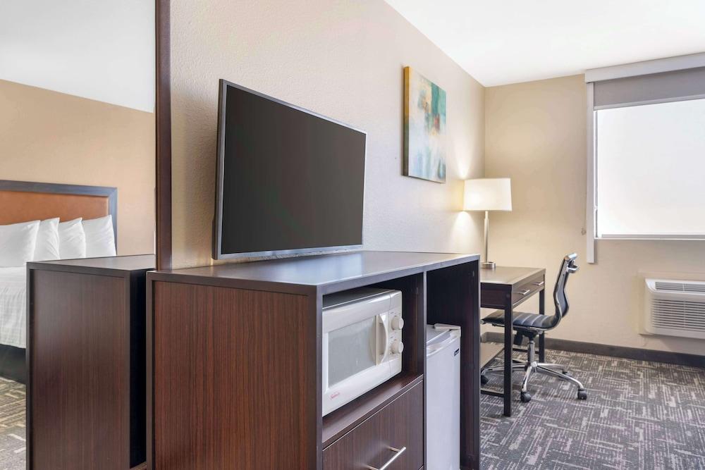 Best Western Post Inn photo 29