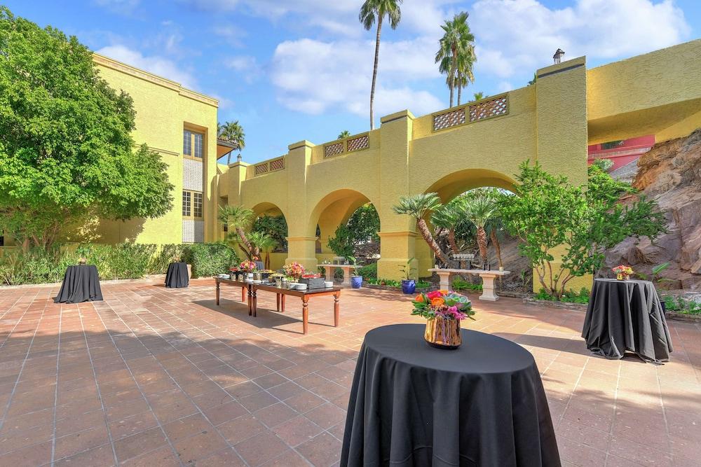 Hilton Phoenix Tapatio Cliffs Resort photo 70