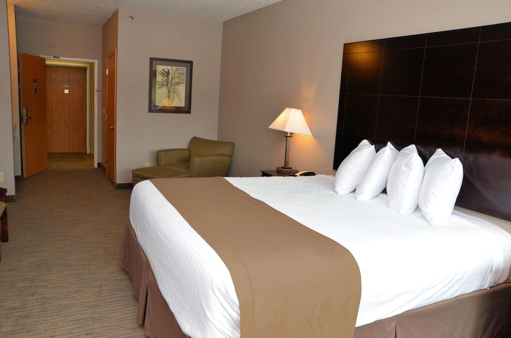 Qube Hotel photo 16