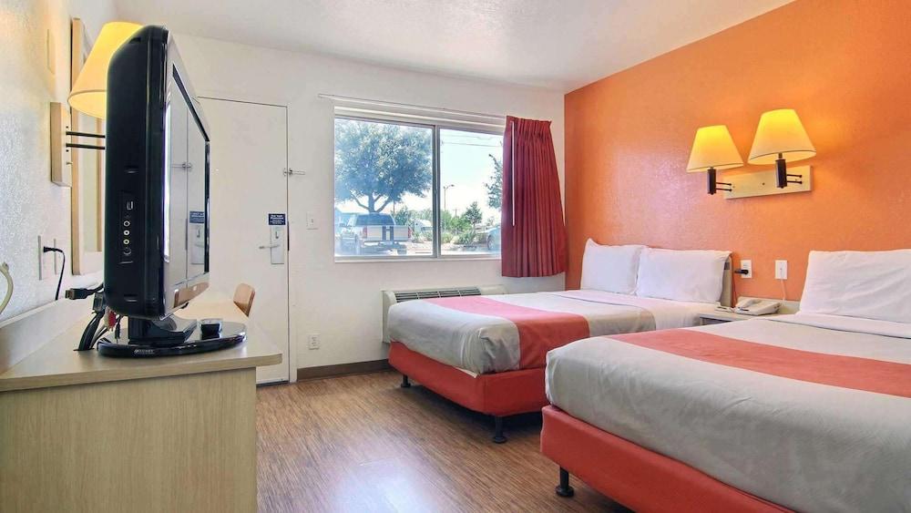 Motel 6 San Angelo, TX photo 12