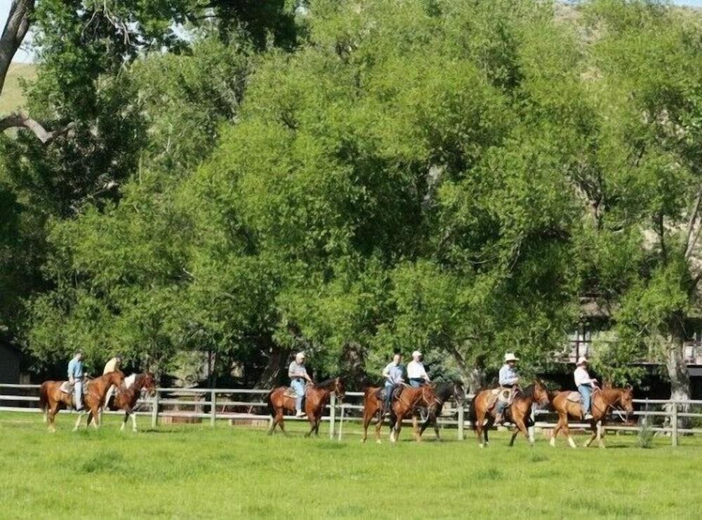 Ranch at Ucross photo 25