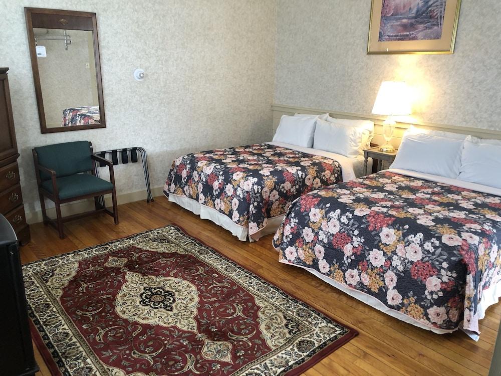School House Inn photo 4