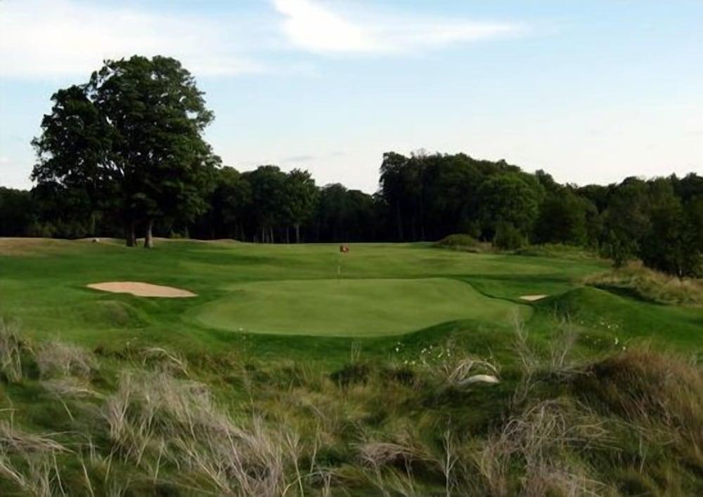 Dunmaglas Golf Course photo 4