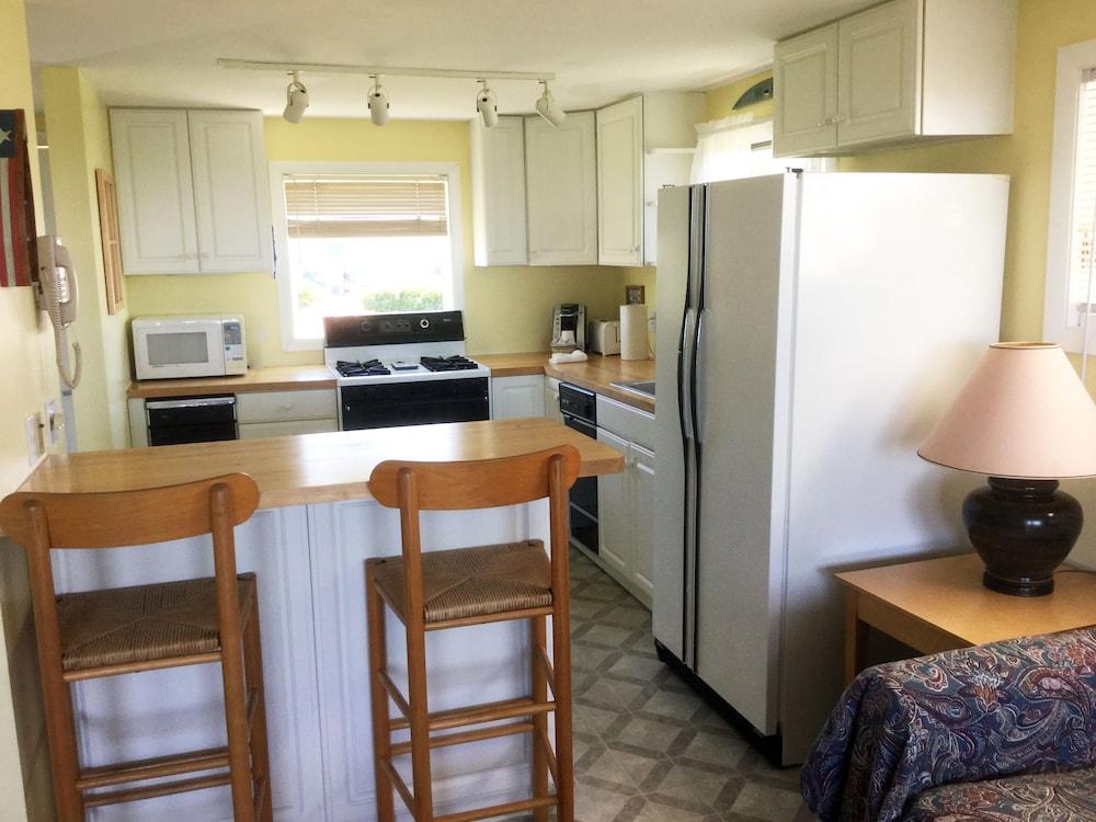 Cape View Motel photo 35