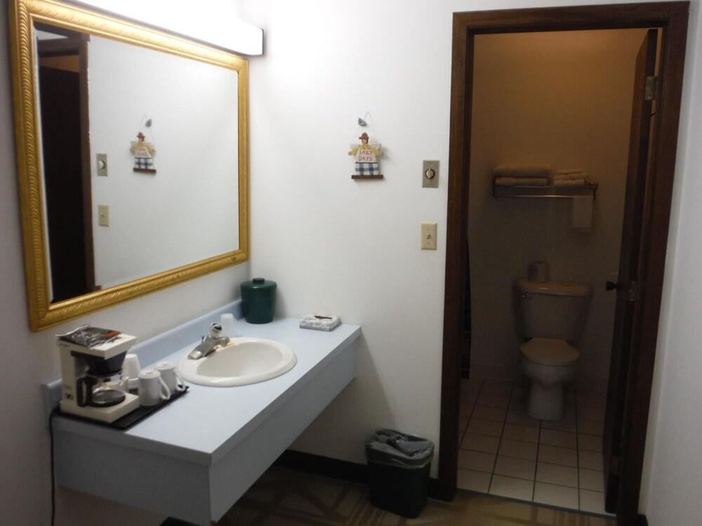 Caravan Motel photo 9