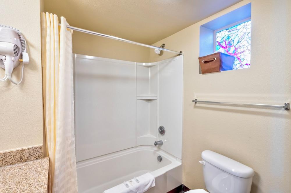 City Inn photo 18