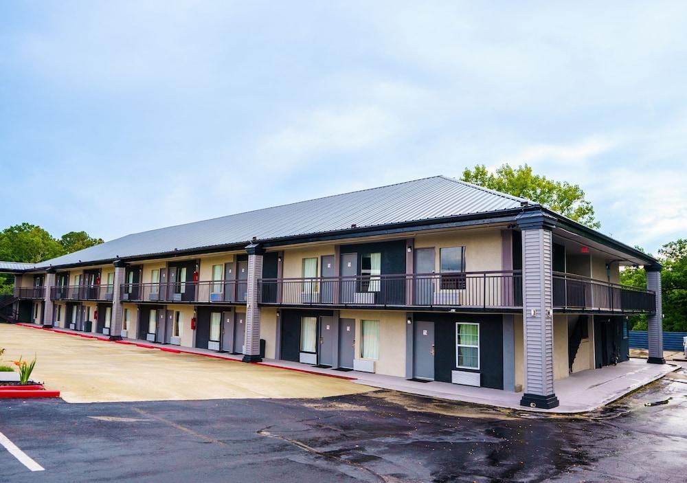 Lx Hotel, Powered by ACW Circle photo 20