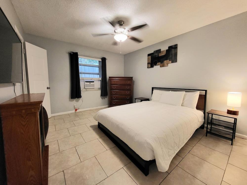 Air Way Motel photo 2
