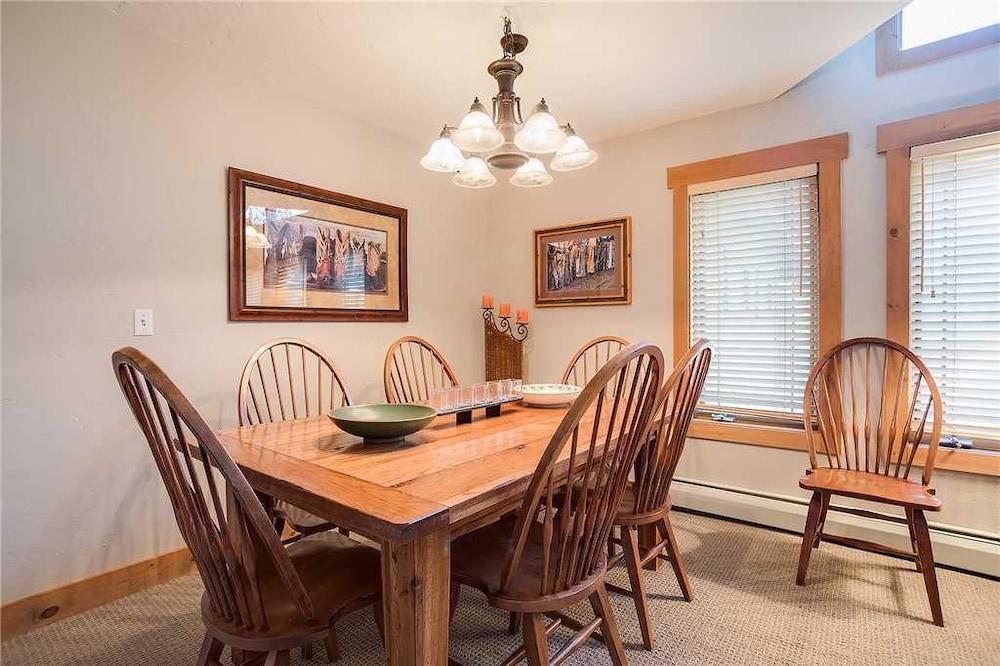 Saddle Creek Townhomes by Pioneer Ridge Management photo 68