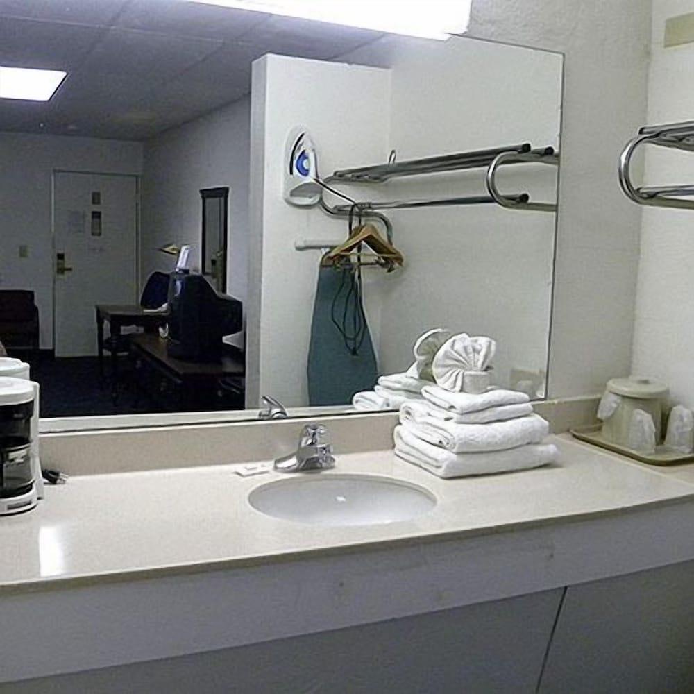 Guest Inn photo 6