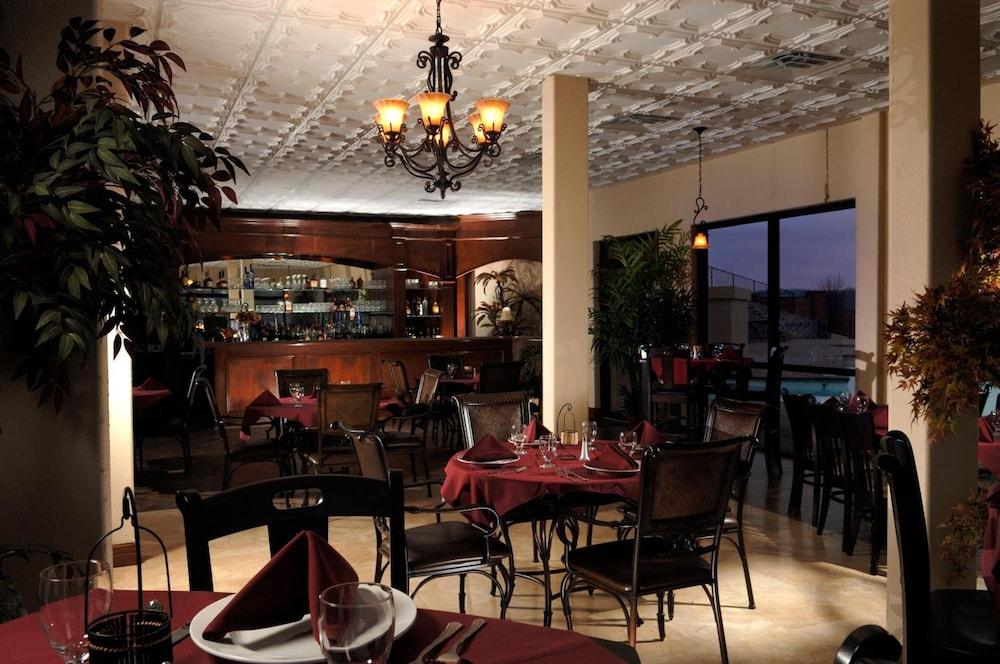 D'Monaco Luxury Resort photo 13