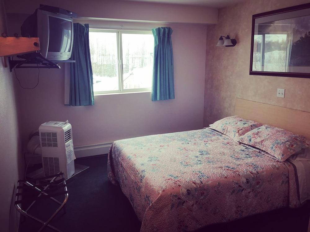 Windbreak Hotel photo 6