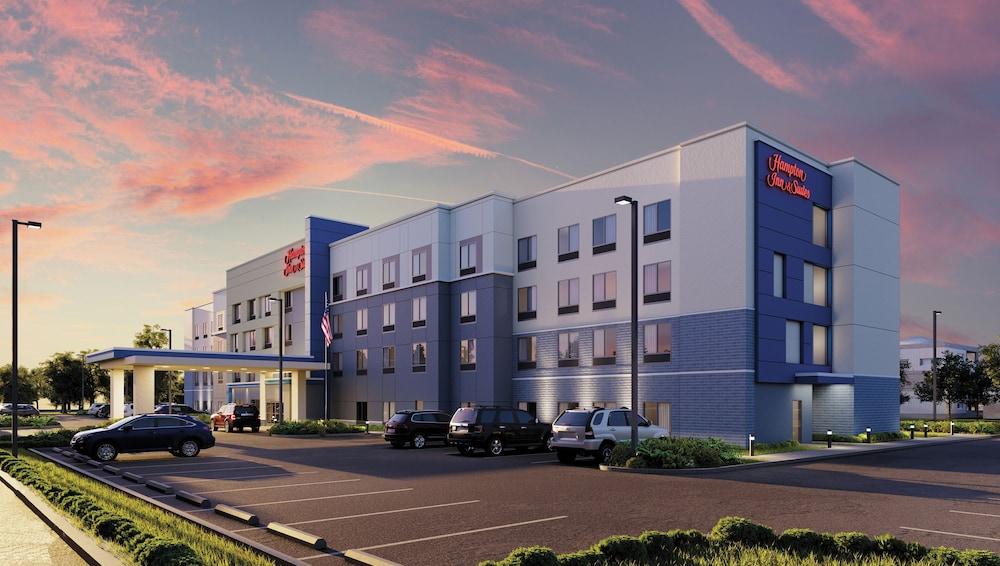 Hampton Inn & Suites By Hilton Long Island Farmingdale — hotel in Farmingdale