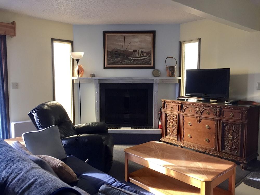 Driftwood Inn and Seaside Lodges photo 73