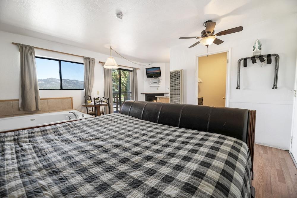 Big Bear Lakefront Lodge photo 32