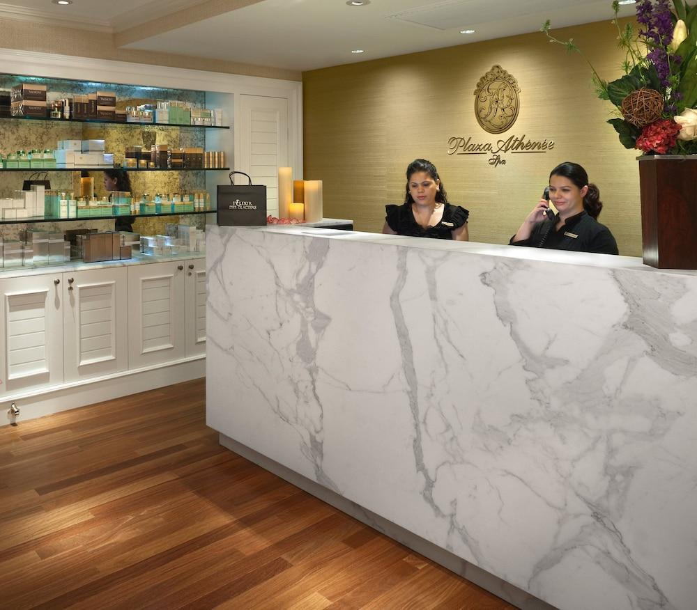 Hotel Plaza Athenee photo 3
