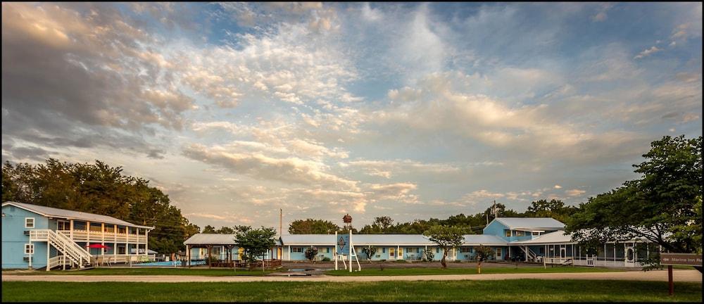 Marina Inn & Event Center photo 16