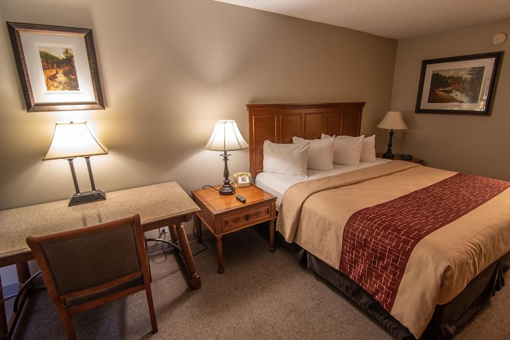 The Crow Peak Lodge photo 24