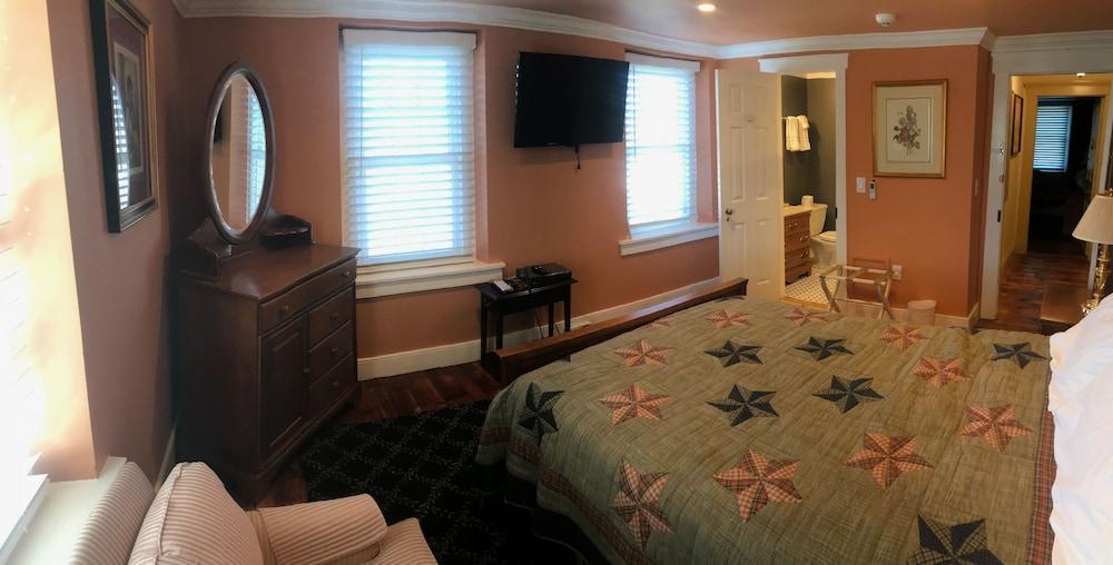 Stottsville Inn photo 11