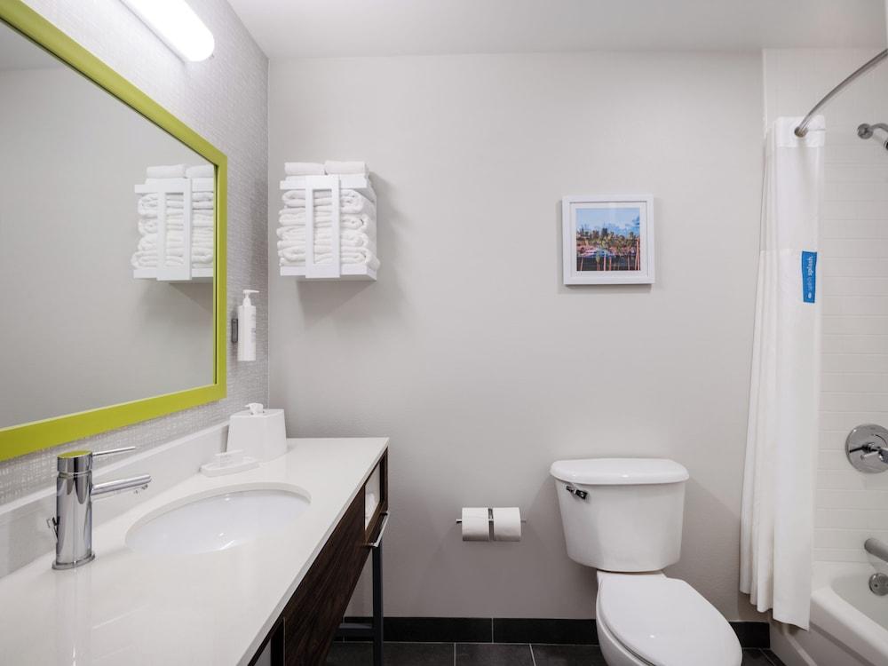 Hampton Inn Boca Raton-Deerfield Beach photo 35