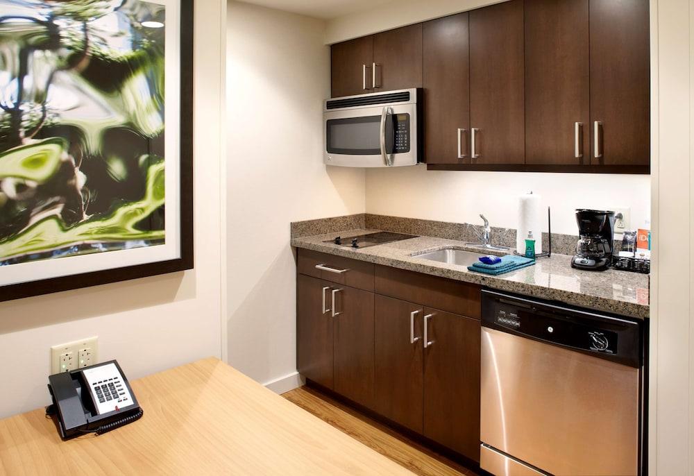 Homewood Suites Pittsburgh Airport photo 13