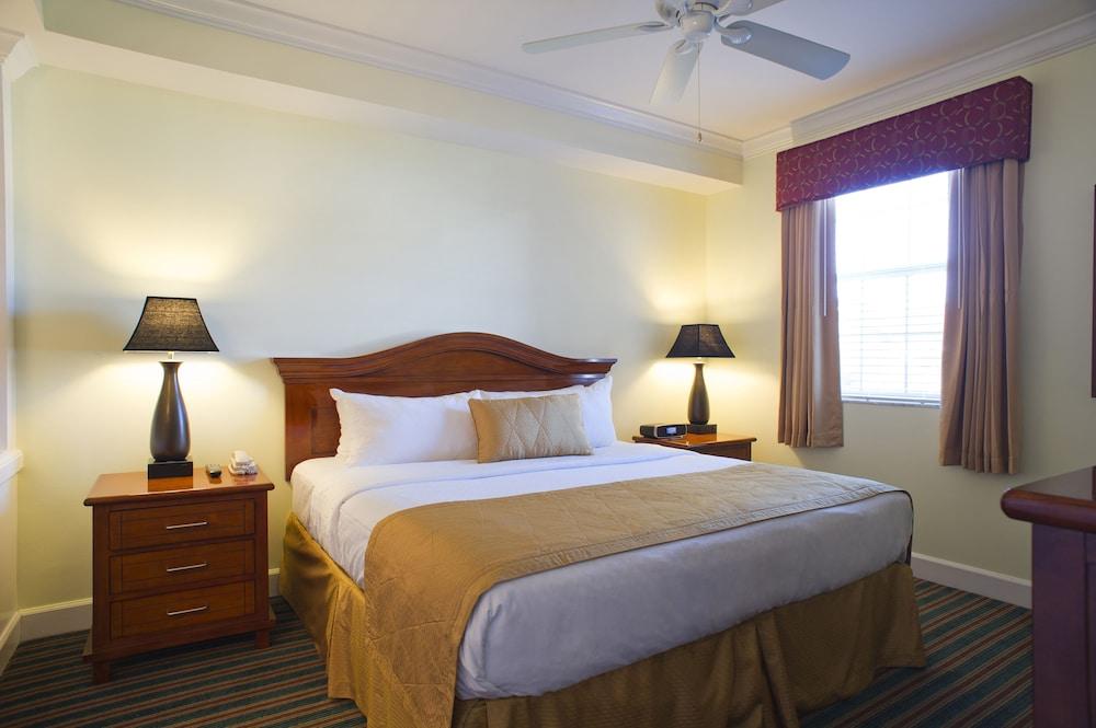 Hilton Vacation Club Grand Beach Orlando photo 16
