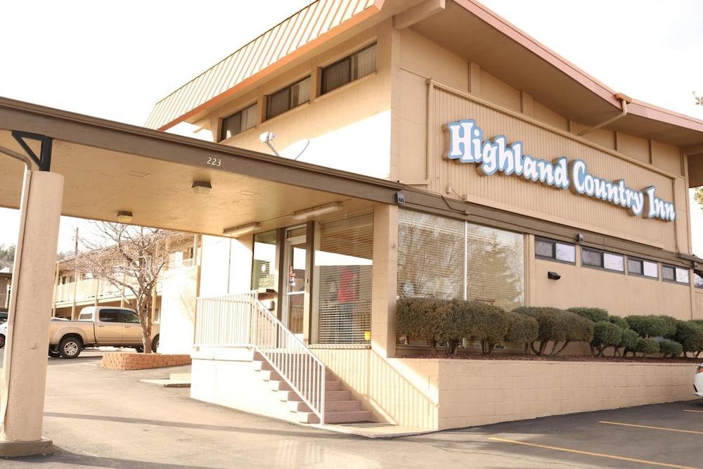 Highland Country Inn photo 44
