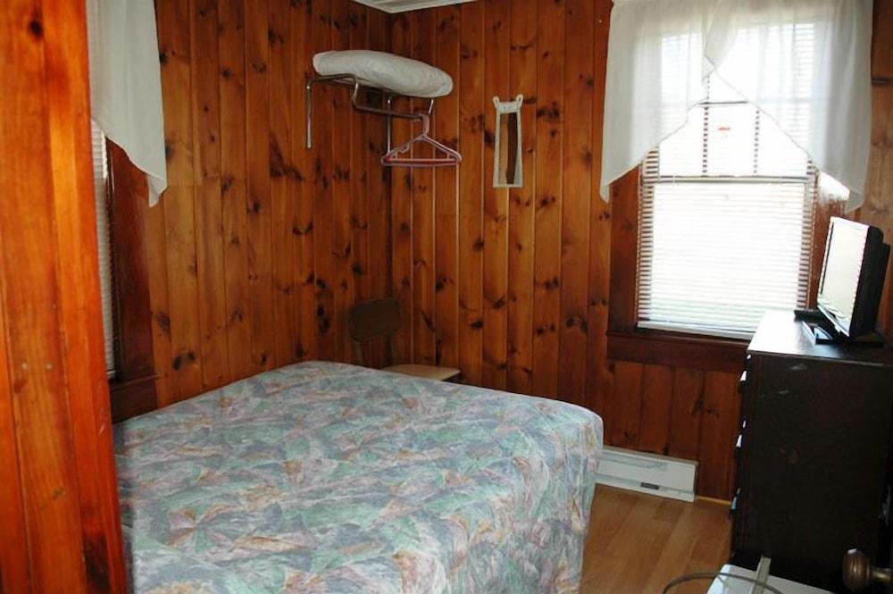 Channel Watefront Cottages photo 10