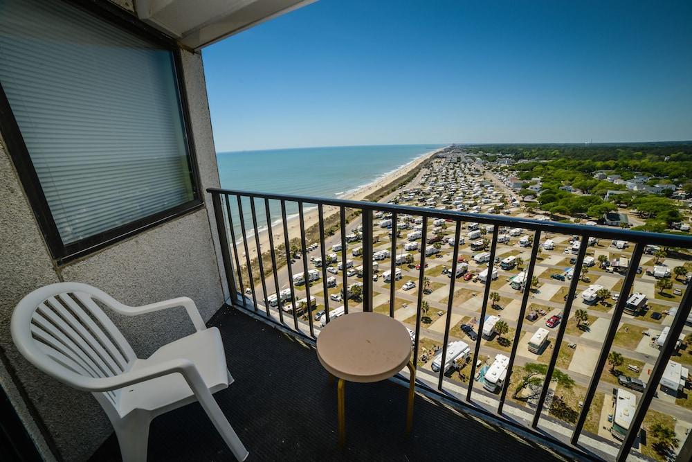 Myrtle Beach Resort by Beach Vacations photo 58