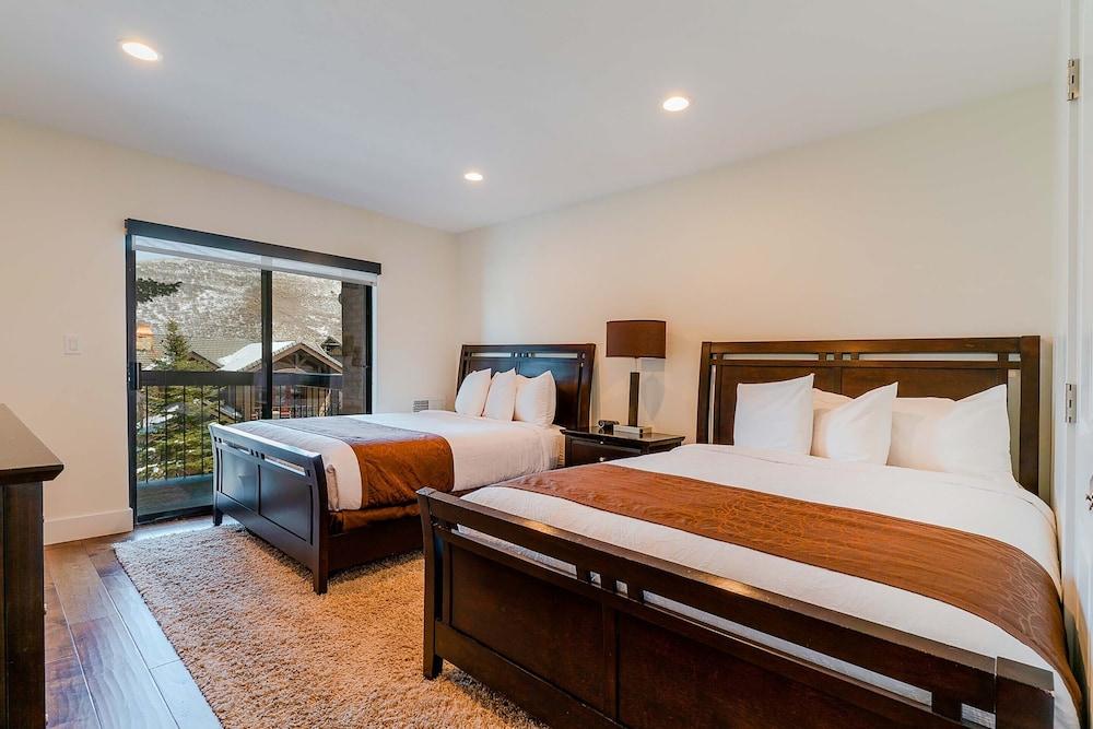 Shadow Ridge by All Seasons Resort Lodging photo 49
