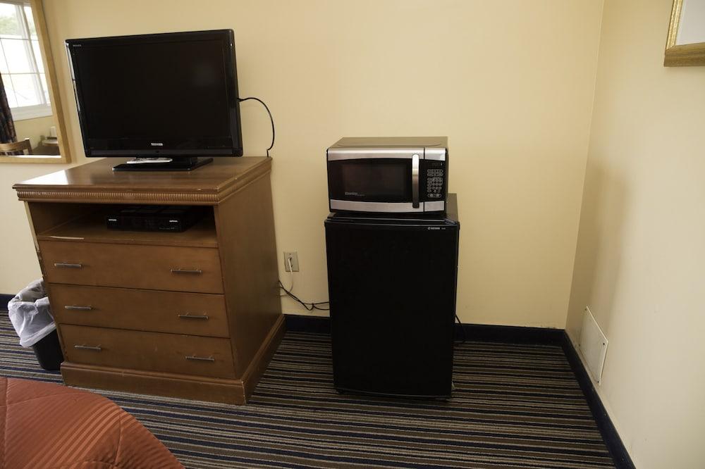 Capri inn and Suites photo 18