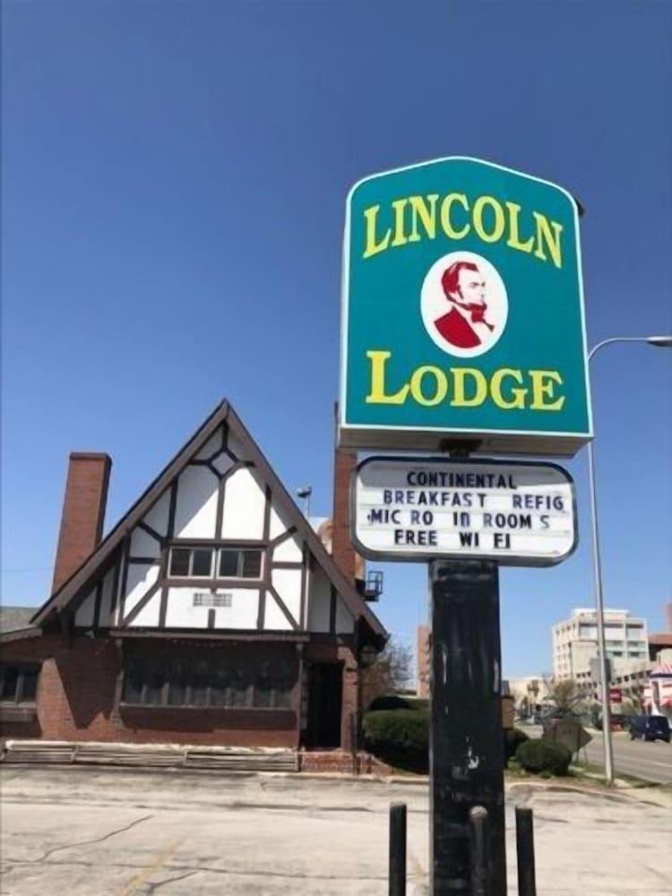 Lincoln Lodge — hotel in Urbana