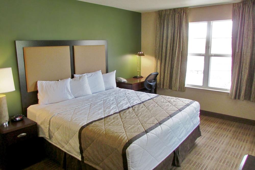 Extended Stay America Suites Denver Aurora North photo 36