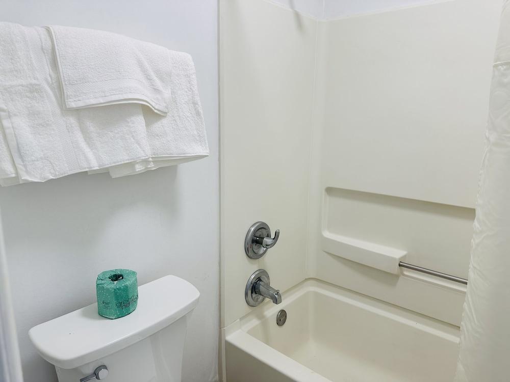 Astoria North Extended Stay photo 4