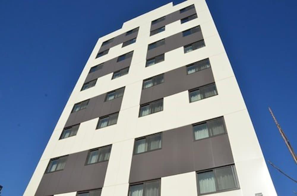 Lic Plaza Hotel photo 1