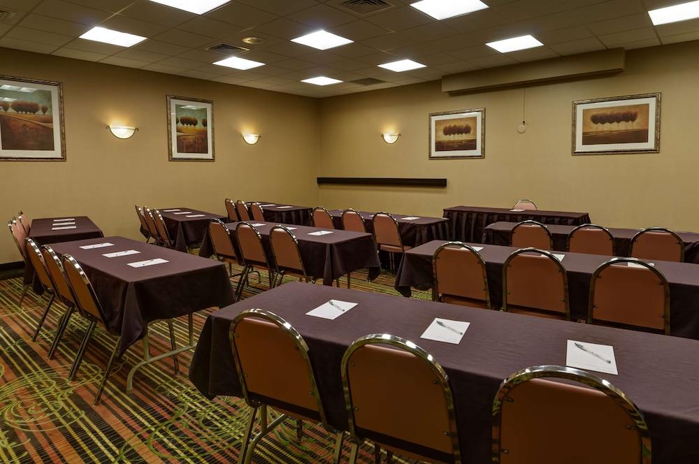 Hampton Inn Chambersburg photo 23
