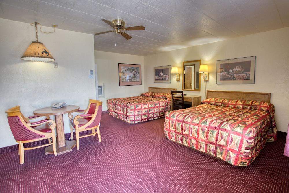 Kiva Motel photo 10