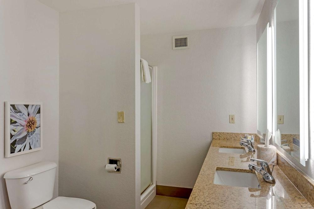Comfort Inn & Suites Hot Springs Midtown photo 15