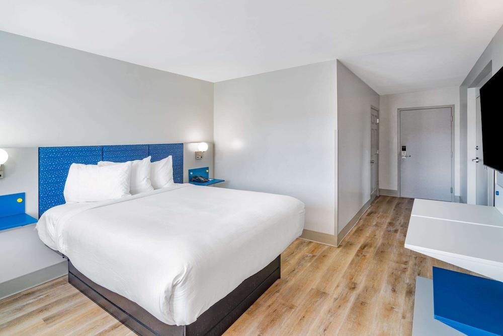 Microtel Inn by Wyndham Athens photo 13