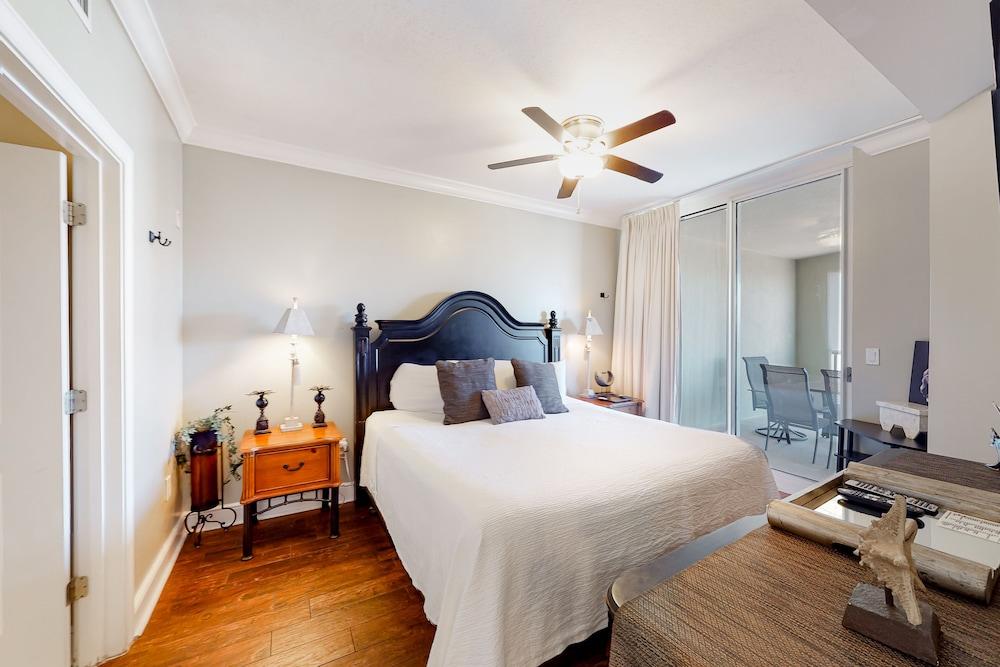 Azure Condominiums photo 11