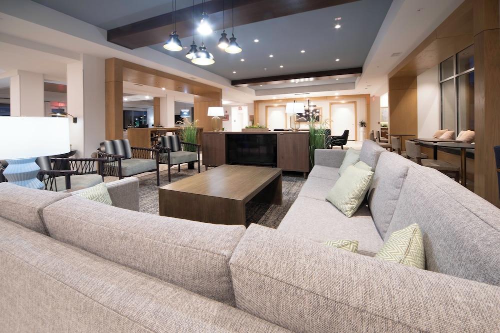 Staybridge Suites Cincinnati East Milford by IHG photo 47